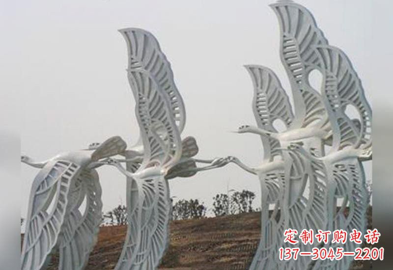 衢州仙鹤雕塑融入不锈钢的飞翔之美