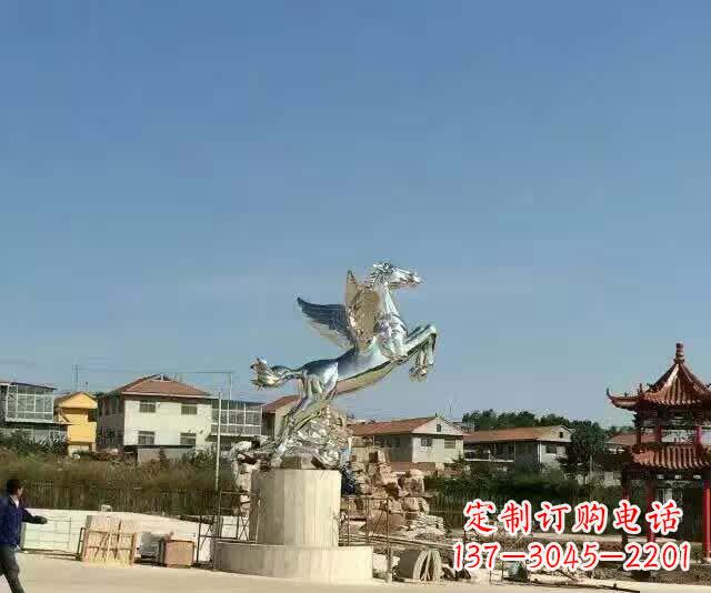 衢州不锈钢飞马雕塑象征勇气与美丽