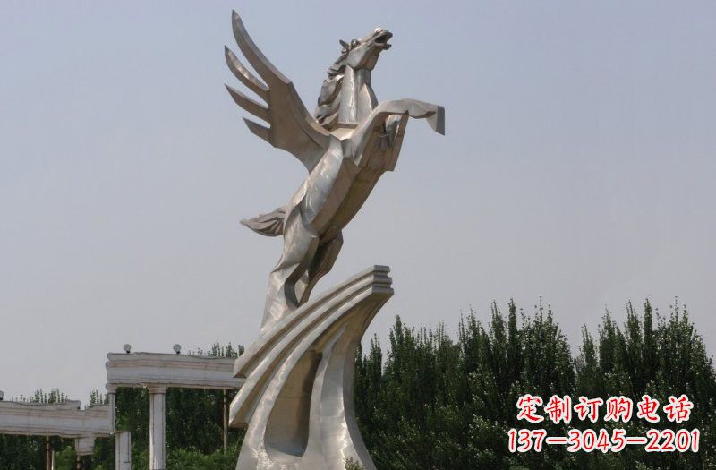 衢州不锈钢飞马雕塑象征力量与灵动