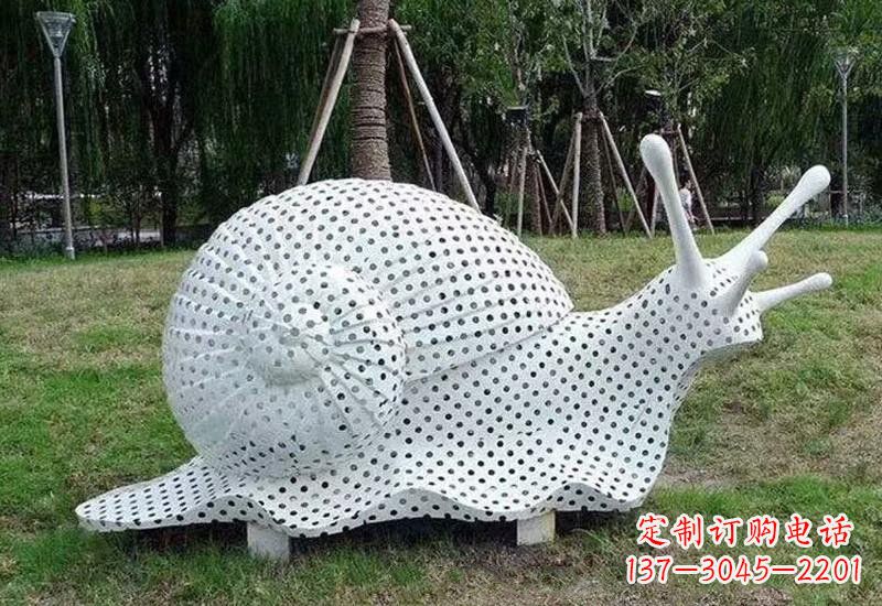 衢州不锈钢公园里的蜗牛雕塑