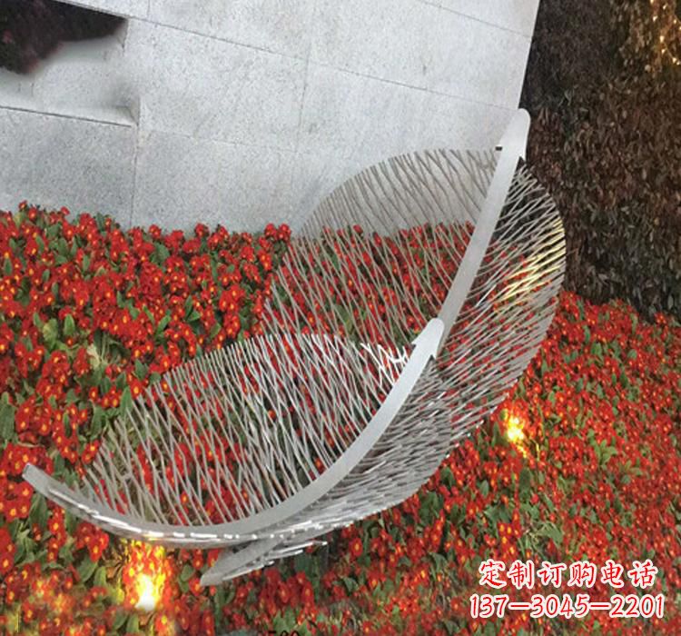 衢州不锈钢公园镂空树叶雕塑——精致艺术品