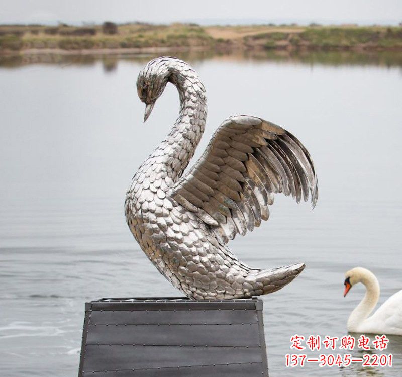 衢州不锈钢雕刻的优雅天鹅