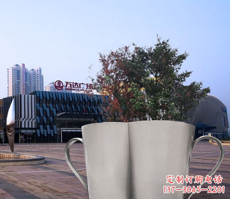 衢州不锈钢花盆雕塑带来精致的艺术感受