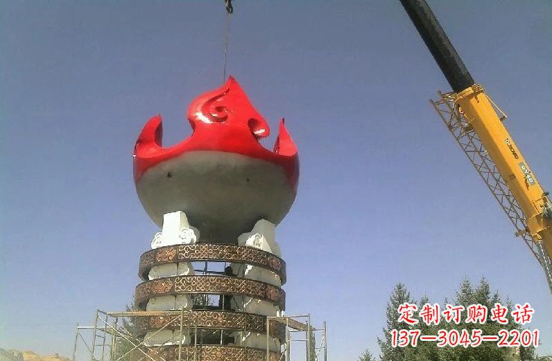 衢州不锈钢火炬雕塑象征着永恒的精神