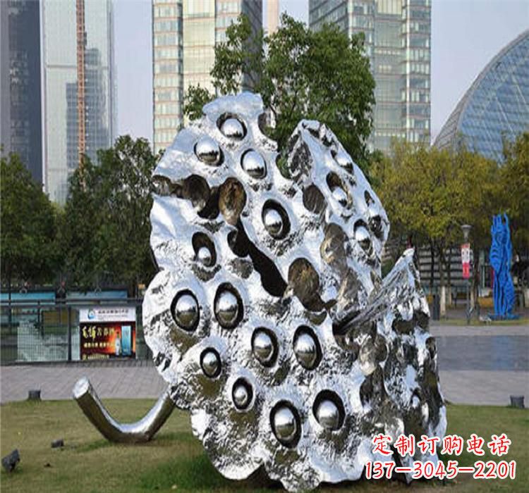 衢州不锈钢莲蓬雕塑2