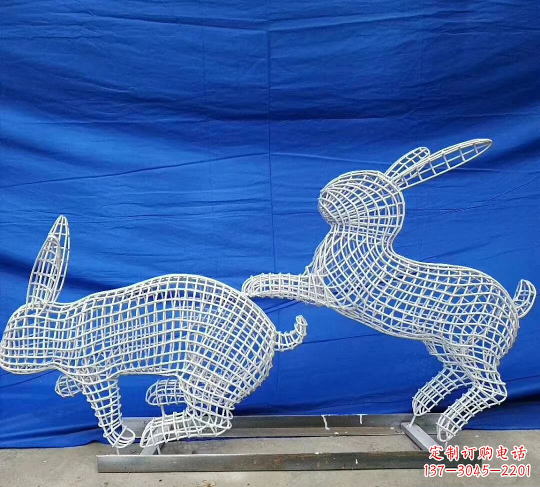 衢州不锈钢镂空兔子精美雕塑展现可爱
