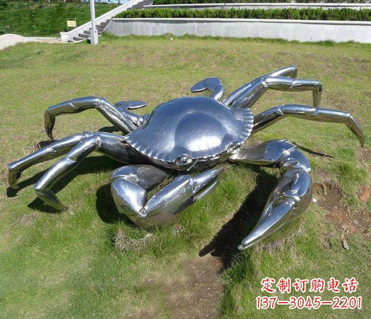 衢州不锈钢螃蟹雕塑——给景观增添灵动之美