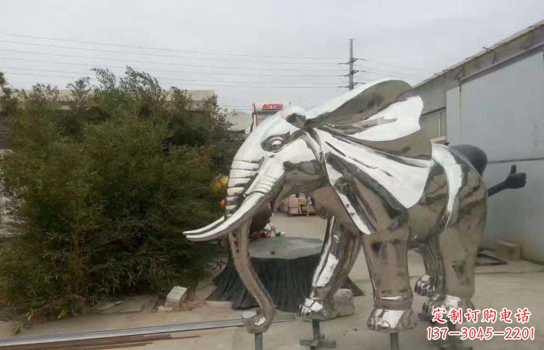 衢州大象雕塑为售楼部装饰点缀