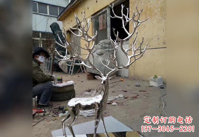 衢州不锈钢树枝鹿雕塑艺术精美的自然之美