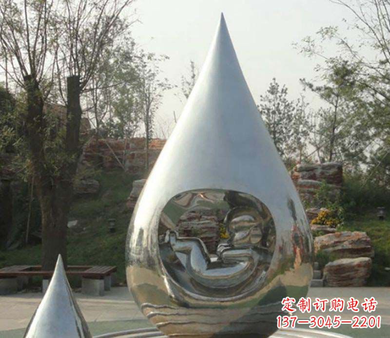 衢州不锈钢水滴雕塑精致简约的艺术之美