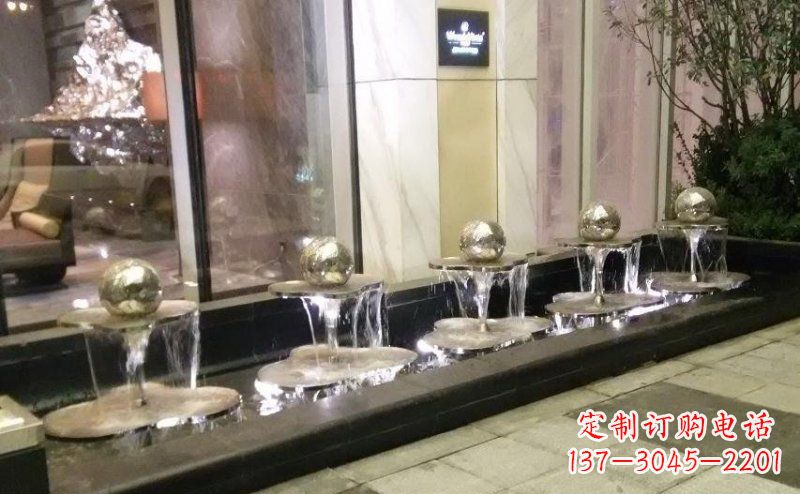 衢州不锈钢小喷泉雕塑美丽之灵