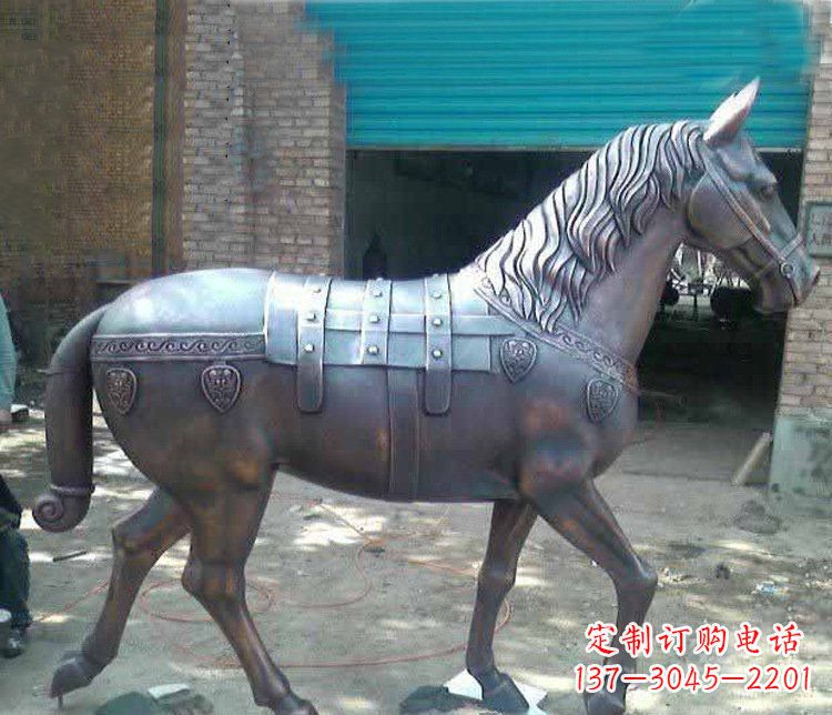 衢州马铜雕塑传递草原动物的非凡魅力