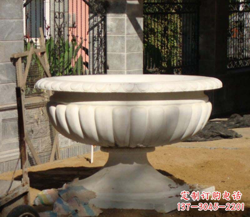 衢州精美大理石花盆雕塑