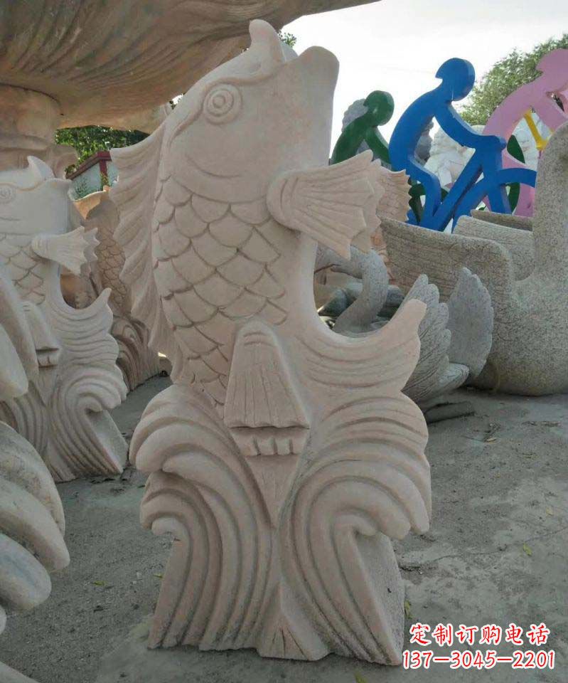 衢州大理石艺术装饰绚丽多彩的鲤鱼雕塑