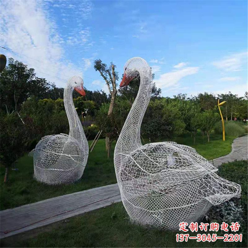 衢州梦幻般的大型网格天鹅景观动物雕塑