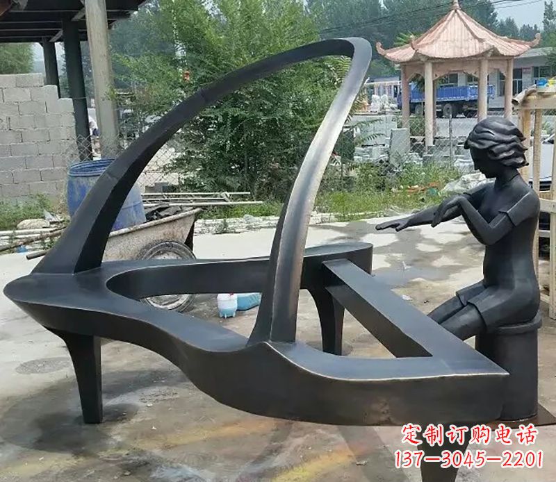衢州钢琴抽象铜雕