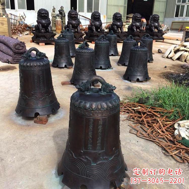衢州手工精美的铜钟雕塑