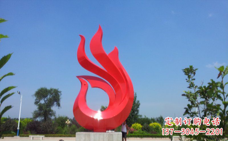 衢州艺术荟萃的凤凰雕塑