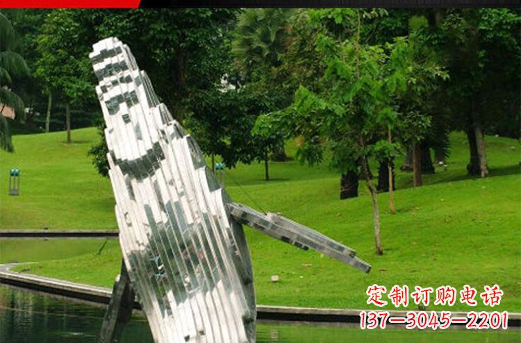 衢州温馨活泼的不锈钢动物企鹅雕塑