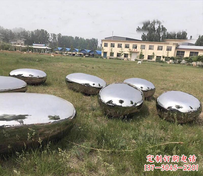 衢州精美不锈钢水滴景观雕塑