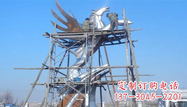 衢州广场不锈钢飞马雕塑