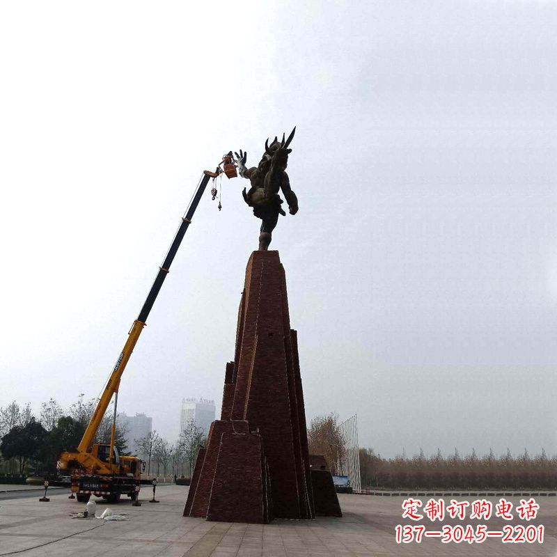 衢州神话传说之“夸父逐日”景观人物雕塑