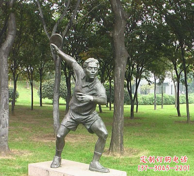 衢州铜雕打乒乓球人物