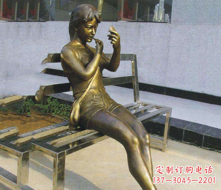 衢州铜雕商业街化妆女孩人物雕塑