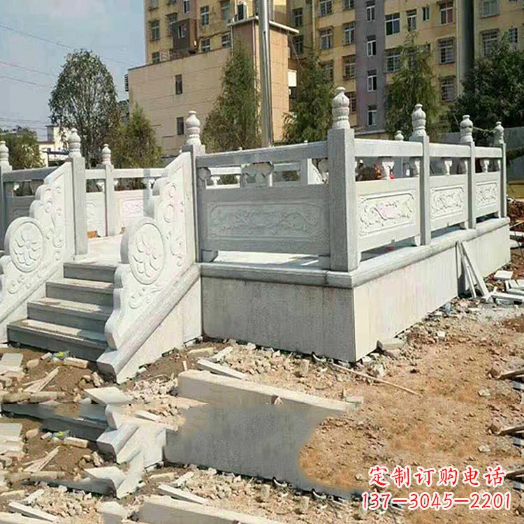 衢州校园青石升旗台